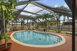 991 SE Walters Terrace, Port Saint Lucie, FL 34983 - Photo 5