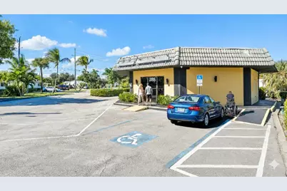 888 E Coast Avenue, Lantana, FL 33462 - Photo 9