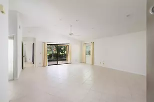 48 Ironwood Way N, Palm Beach Gardens, FL 33418 - Photo 3