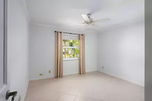 48 Ironwood Way N, Palm Beach Gardens, FL 33418 - Photo 9