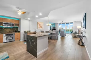 2640 Lake Shore Dr, Riviera Beach, FL 33404 - Photo 17