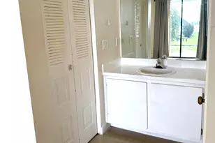 752 Executive Center Dr, West Palm Beach, FL 33401 - Photo 7