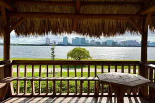 752 Executive Center Dr, West Palm Beach, FL 33401 - Photo 1