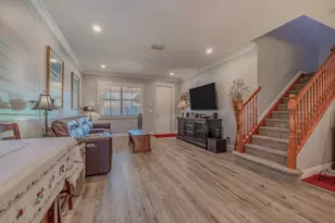 3285 SW Porpoise Cir, Stuart, FL 34997 - Photo 9