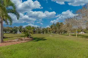 3285 SW Porpoise Cir, Stuart, FL 34997 - Photo 39