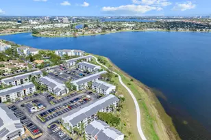 760 Executive Center Dr, West Palm Beach, FL 33401 - Photo 3