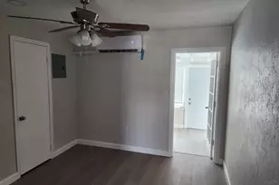 65 W 34th St, Riviera Beach, FL 33404 - Photo 5