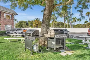 330 S Cypress Rd, Pompano Beach, FL 33060 - Photo 35