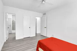 330 S Cypress Rd, Pompano Beach, FL 33060 - Photo 23