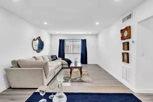 330 S Cypress Rd, Pompano Beach, FL 33060 - Photo 11