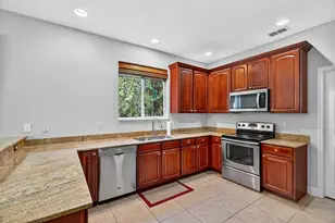 689 Carriage Lake Way, Vero Beach, FL 32968 - Photo 9