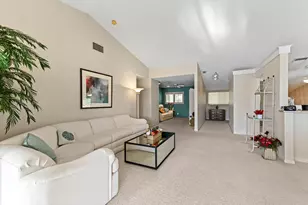 10247 N Circle Lake Dr, Boynton Beach, FL 33437 - Photo 11