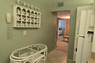 112 Lake Dora Dr, West Palm Beach, FL 33411 - Photo 7