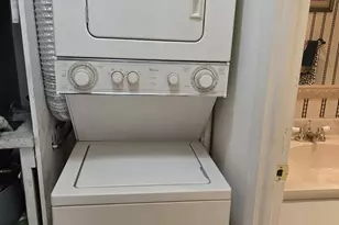 112 Lake Dora Dr, West Palm Beach, FL 33411 - Photo 9