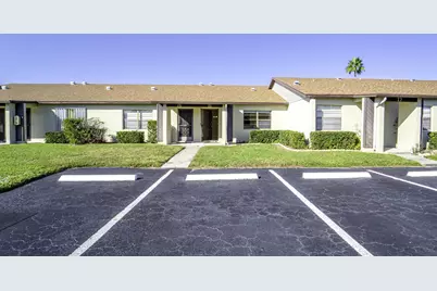 6020 Indrio Road #6, Fort Pierce, FL 34951 - Photo 5