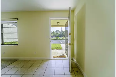 6020 Indrio Road #6, Fort Pierce, FL 34951 - Photo 7
