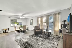 2080 Colonial Rd, Fort Pierce, FL 34950 - Photo 11