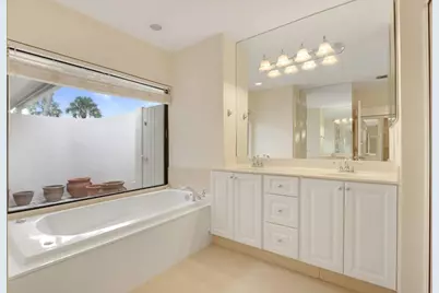 1471 Via Privada, Jupiter, FL 33477 - Photo 21