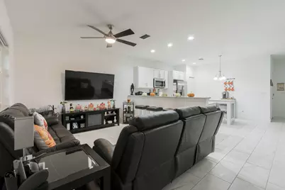 696 NE Waters Edge Lane, Port Saint Lucie, FL 34983 - Photo 23