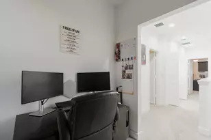 696 NE Waters Edge Ln, Port Saint Lucie, FL 34983 - Photo 35