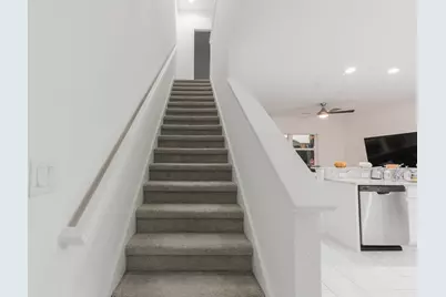 696 NE Waters Edge Lane, Port Saint Lucie, FL 34983 - Photo 31