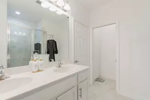 696 NE Waters Edge Ln, Port Saint Lucie, FL 34983 - Photo 57