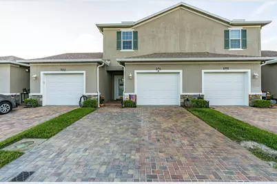 696 NE Waters Edge Lane, Port Saint Lucie, FL 34983 - Photo 7