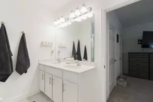 696 NE Waters Edge Ln, Port Saint Lucie, FL 34983 - Photo 55