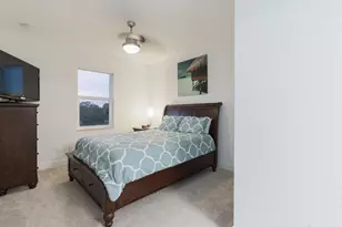 696 NE Waters Edge Ln, Port Saint Lucie, FL 34983 - Photo 37