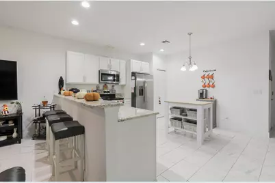 696 NE Waters Edge Lane, Port Saint Lucie, FL 34983 - Photo 19