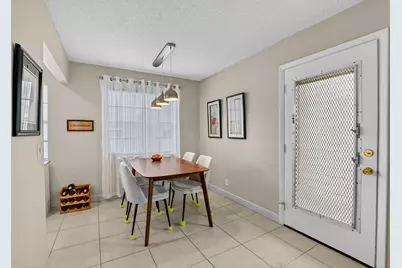 74 Burgundy B, Delray Beach, FL 33484 - Photo 5