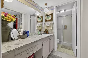 207 Wellington E, West Palm Beach, FL 33417 - Photo 13