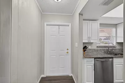 607 SE Forgal Street, Port Saint Lucie, FL 34983 - Photo 3