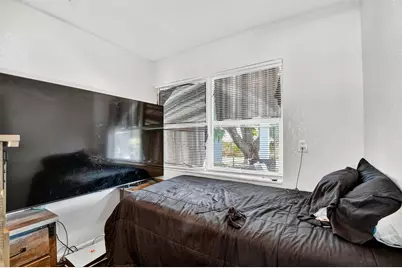 173 W 18th Street, Riviera Beach, FL 33404 - Photo 13