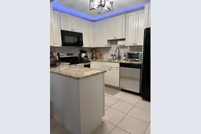 330 Knotty Pine Circle #B-2, Greenacres, FL 33463 - Photo 9