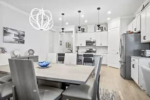 792 SE Bloomfield Rd, Port Saint Lucie, FL 34986 - Photo 9