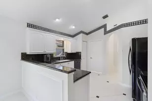 7291 Falls Rd E, Boynton Beach, FL 33437 - Photo 9