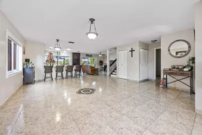 940 SW 96th Avenue, Pembroke Pines, FL 33025 - Photo 9