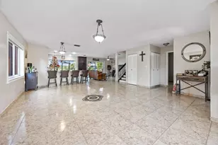 940 SW 96th Ave, Pembroke Pines, FL 33025 - Photo 9