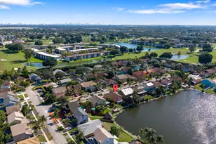 940 SW 96th Ave, Pembroke Pines, FL 33025 - Photo 41