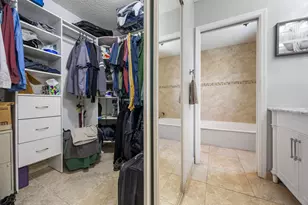 940 SW 96th Ave, Pembroke Pines, FL 33025 - Photo 27