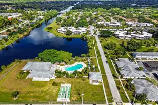 6 Greenway Village N, Royal Palm Beach, FL 33411 - Photo 17