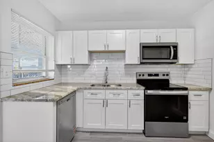 1941 Taft St, Hollywood, FL 33020 - Photo 9