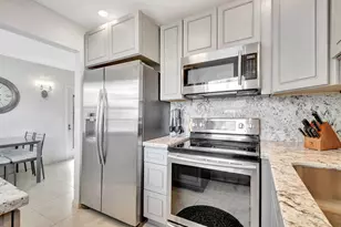 150 Dorset D, Boca Raton, FL 33434 - Photo 19