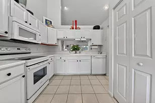 6140 Long Key Ln, Boynton Beach, FL 33472 - Photo 3