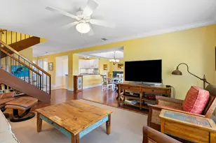 5662 SE Foxcross Pl, Stuart, FL 34997 - Photo 11