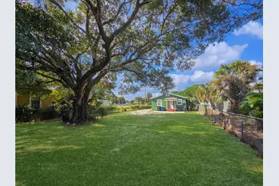 518 N 15th Street, Fort Pierce, FL 34950 - Photo 11