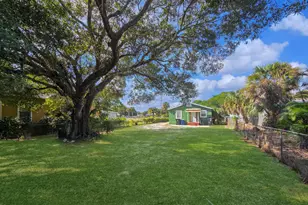 518 N 15th St, Fort Pierce, FL 34950 - Photo 11