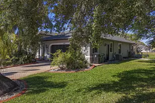 140 SW Mark Ct, Port Saint Lucie, FL 34953 - Photo 9