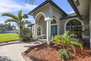 140 SW Mark Ct, Port Saint Lucie, FL 34953 - Photo 5